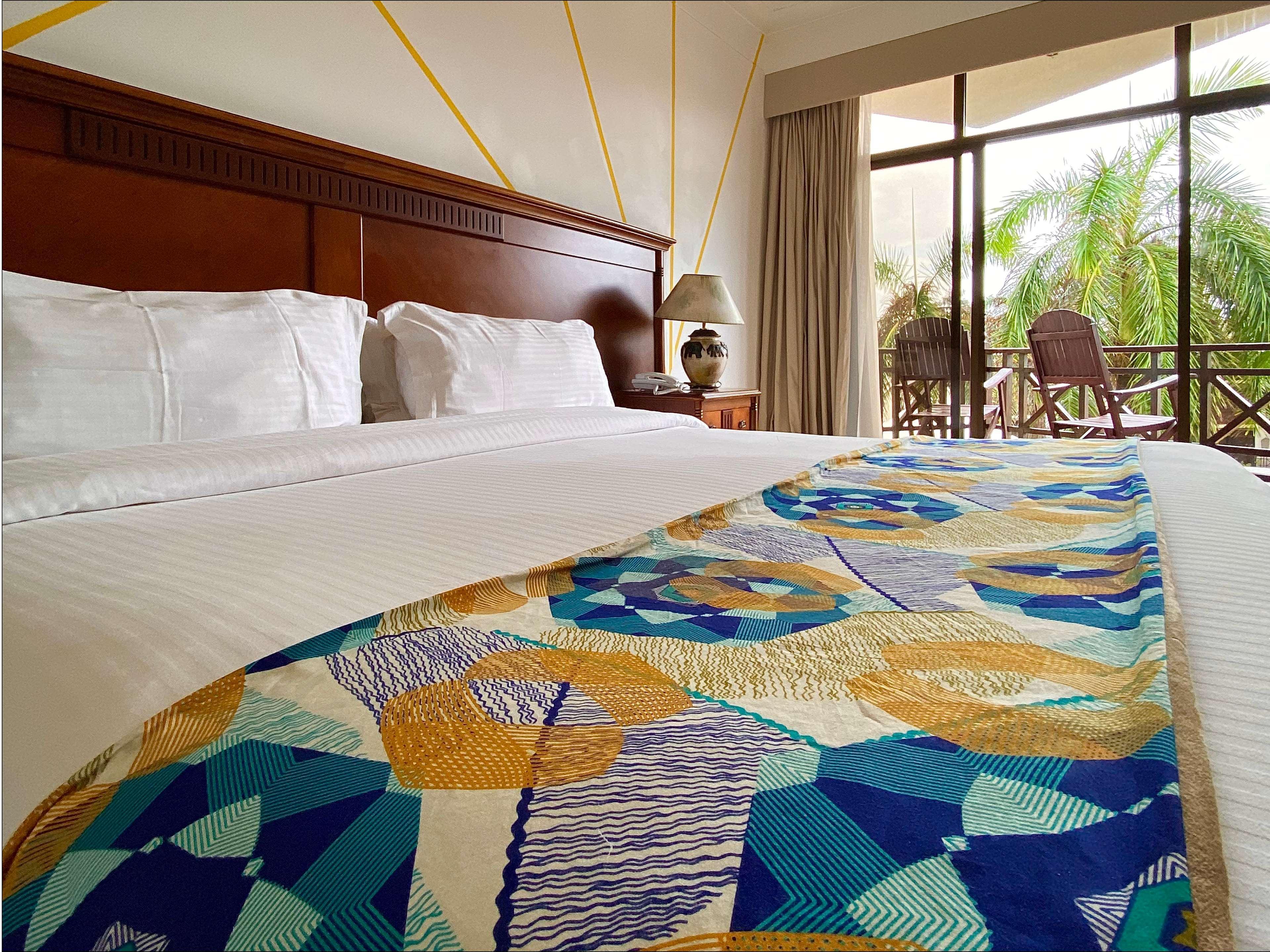 Golden Tulip Dar Es Salaam Hotel Exterior photo