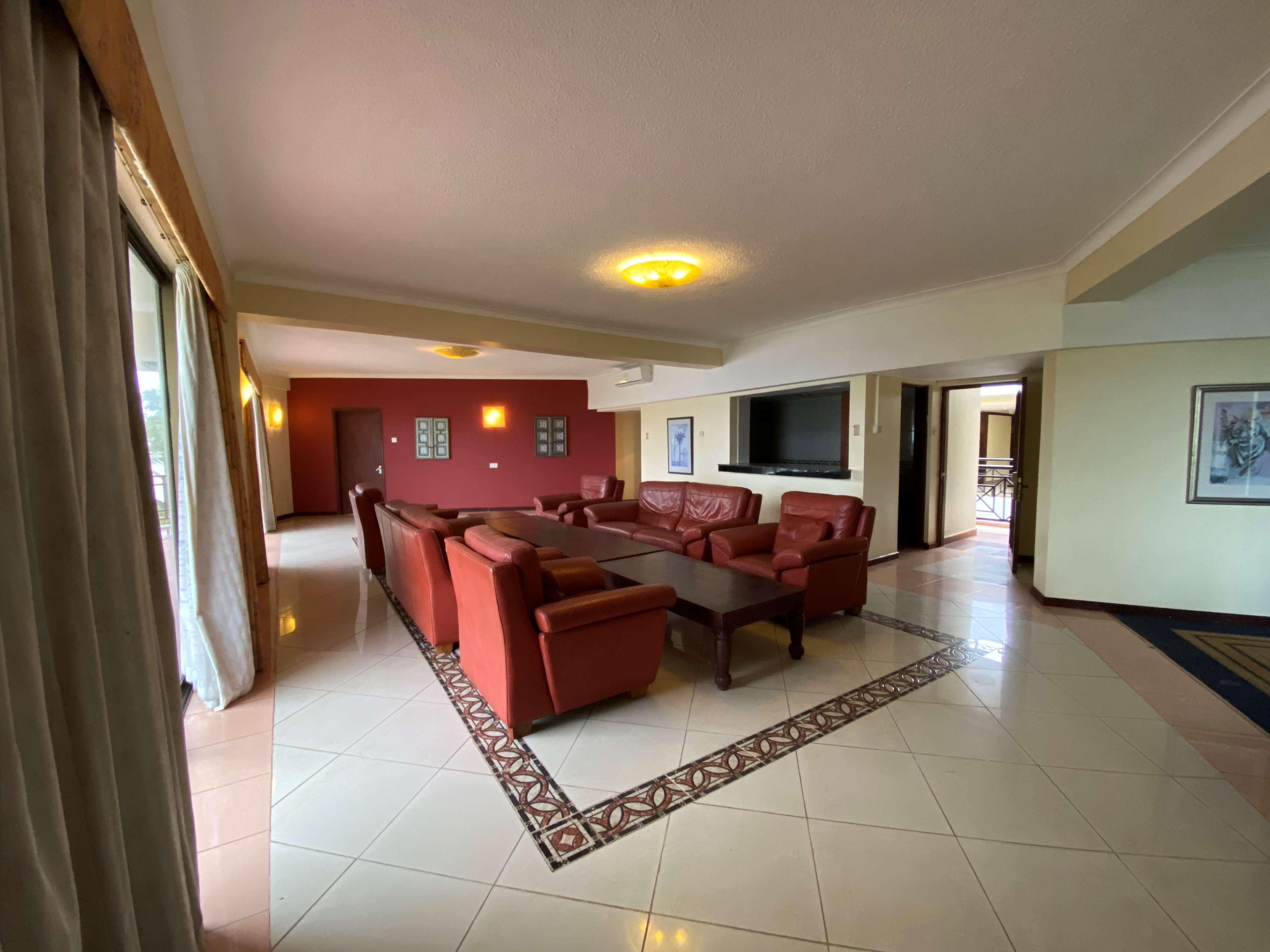 Golden Tulip Dar Es Salaam Hotel Exterior photo